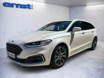 Używany Ford Mondeo Vignale 188 KM (138 kW) 2019 Biały Sedan/Limuzyna
