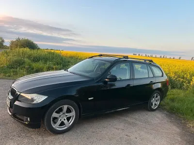 Gebraucht BMW 318 143 PS (105 kW) 2009 Schwarz Kombi
