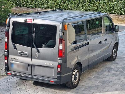Gebraucht Opel Vivaro S 95 PS (69 kW) 2016 Grau Van / Kleinbus