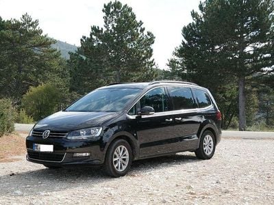 Gebraucht VW Sharan Comfortline 150 PS (110 kW) 2015 Schwarz Van / Kleinbus