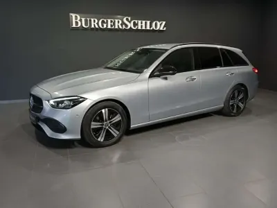 Gebraucht Mercedes C200 163 PS (119 kW) 2023 Metalliclack hightechsilber Kombi