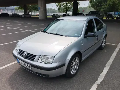 Gebraucht VW Bora 102 PS (75 kW) 2001 Silber Limousine