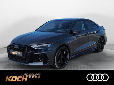 Neu Audi RS3 Sport 400 PS (294 kW) 2026 Daytonagrau perleffekt Limousine