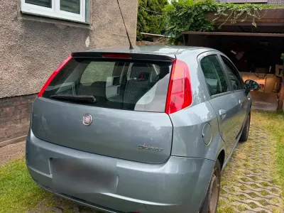 Gebraucht Fiat Punto 69 PS (50 kW) 2009 Andere farben Kleinwagen