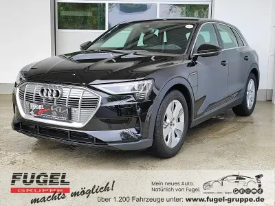 Gebraucht Audi e-tron Ambiente 230 kW (313 PS) 2022 Brillantschwarz SUV