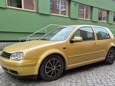 VW Golf