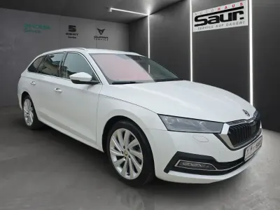 Gebraucht Skoda Octavia Style 150 PS (110 kW) 2023 Weiss Kombi