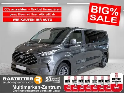 Neu Ford Tourneo Titanium 150 PS (110 kW) 2025 Grau Van / Kleinbus