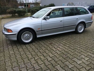 gebraucht BMW 528 e39 i Touring Leder AHK TÜV 10/25