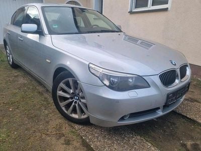 BMW 523