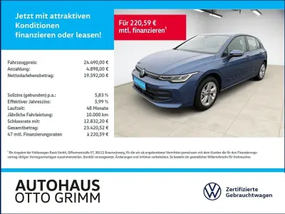 Gebraucht VW Golf VIII Life 116 PS (85 kW) 2024 Anemonenblau metallic (metallic) Limousine