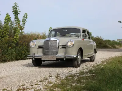 Gebraucht Mercedes 190 75 PS (55 kW) 1957 Grau Limousine