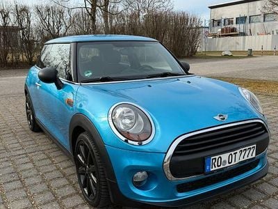 Gebraucht Mini ONE 102 PS (75 kW) 2017 Blau Kleinwagen