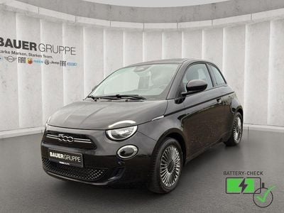Gebraucht Fiat 500e Icon 86 kW (118 PS) 2022 Onyx schwarz) (schwarz Kleinwagen