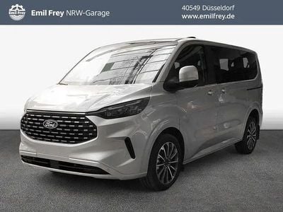 Nouă Ford Tourneo Titanium 170 CP (125 kW) 2025 Argintiu Break
