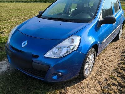 Gebraucht Renault Clio III Collection 75 PS (55 kW) 2009 Blau Kleinwagen