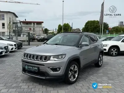 Gebraucht Jeep Compass Limited 140 PS (102 kW) 2018 Silber SUV