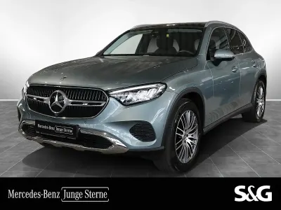 Gebraucht Mercedes GLC220 Avantgarde 197 PS (144 kW) 2025 Metalliclack verdesilber SUV