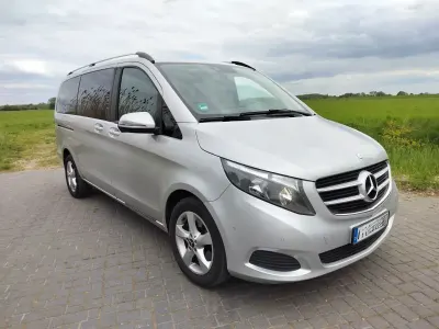 Gebraucht Mercedes V250 Edition 190 PS (139 kW) 2016 Silber Van / Kleinbus