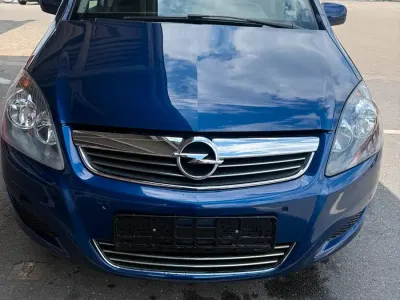 Gebraucht Opel Zafira 140 PS (102 kW) 2010 Blau Van / Kleinbus
