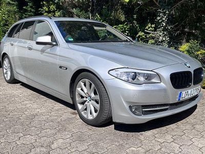 Second-hand BMW 530 Performance 258 CP (189 kW) 2012 Argintiu Break