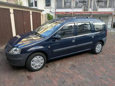 Gebraucht Dacia Logan MCV 86 PS (63 kW) 2012 Blau Kombi