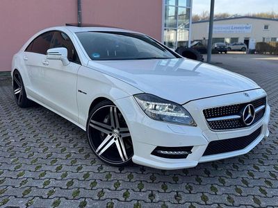Gebraucht Mercedes CLS500 AMG line 408 PS (300 kW) 2011 Weiß Limousine