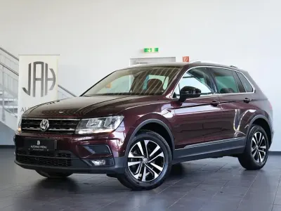 Gebraucht VW Tiguan IQ Drive 150 PS (110 kW) 2019 Rot SUV