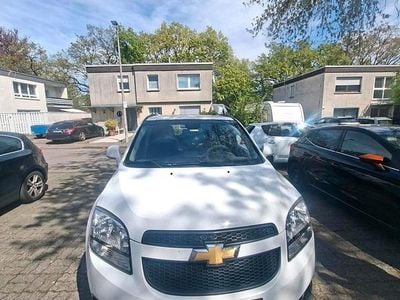 Second-hand Chevrolet Orlando 141 CP (103 kW) 2012 Alb Monovolum
