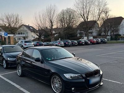 Second-hand BMW 318 M Performance 140 CP (102 kW) 2009 Negru Berlinǎ