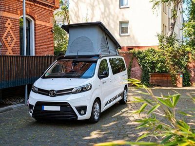 Gebraucht Toyota Proace 144 PS (105 kW) 2022 Weiß Van / Kleinbus