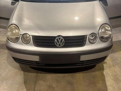 Brugt VW Polo 80 HK (58 kW) 2005 Sølv Hatchback
