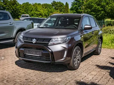 Neu Suzuki Vitara Comfort 110 PS (80 kW) 2026 Titan dark gray metallic SUV