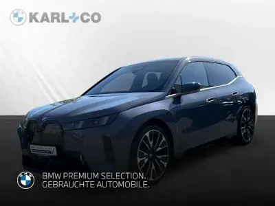 Gebraucht BMW iX M Sport 300 kW (408 PS) 2025 Grau SUV