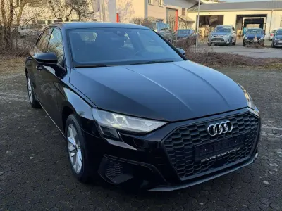 Gebraucht Audi A3 Basis 110 PS (80 kW) 2024 Brillantschwarz Kleinwagen