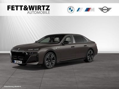 gebraucht BMW M760e xDrive Bowers&Wilkins|SkyLounge|Massage+Si