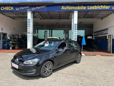 Gebraucht VW Golf VII Allstar 110 PS (80 kW) 2016 Schwarz Limousine