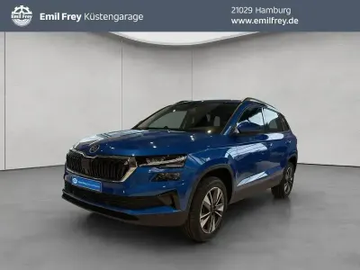 Neu Skoda Karoq 150 PS (110 kW) 2025 Blau SUV