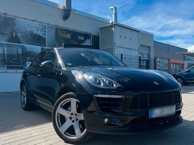 Porsche Macan S