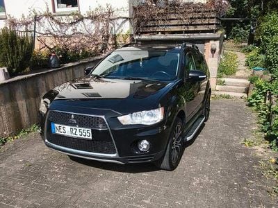 Second-hand Mitsubishi Outlander Instyle 177 CP (130 kW) 2012 Negru SUV