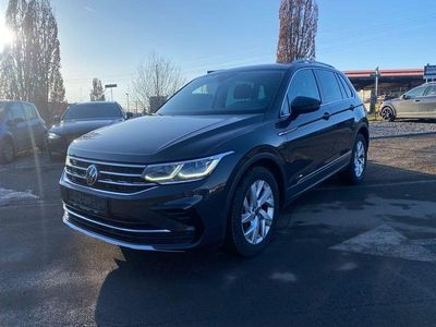 Grau Gebraucht 2021 VW Tiguan Elegance SUV | 21.990 € (Fairer Preis)