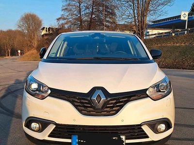 Gebraucht Renault Scénic IV 140 PS (102 kW) 2019 Weiß Van / Kleinbus