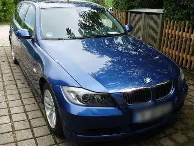 Gebraucht BMW 320 170 PS (125 kW) 2008 Blau Kombi