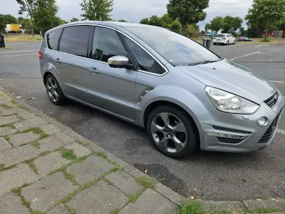 Gebraucht Ford S-MAX Titanium 163 PS (119 kW) 2013 Silber Van / Kleinbus