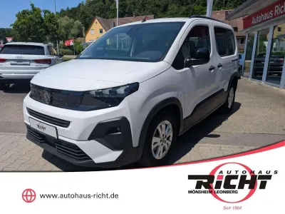 Neu Peugeot Rifter Allure 131 PS (96 kW) 2026 Lackierung weiss icy/typ ausse Van / Kleinbus