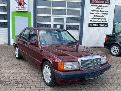 Usata Mercedes 190 Avantgarde 109 CV (80 kW) 1992 Rosso Berlina