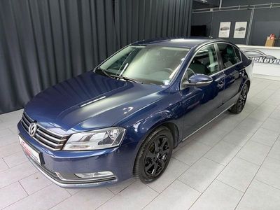 Second-hand VW Passat Comfortline 140 CP (102 kW) 2014 Albastru Berlinǎ