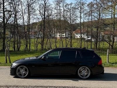 Second-hand BMW 325 204 CP (150 kW) 2010 Negru Break