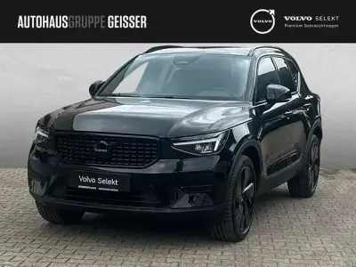 Gebraucht Volvo XC40 Plus 163 PS (119 kW) 2025 Onyx schwarz SUV