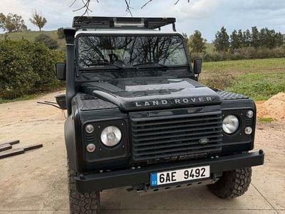 Gebraucht Land Rover Defender 122 PS (89 kW) 2012 Schwarz Pickup